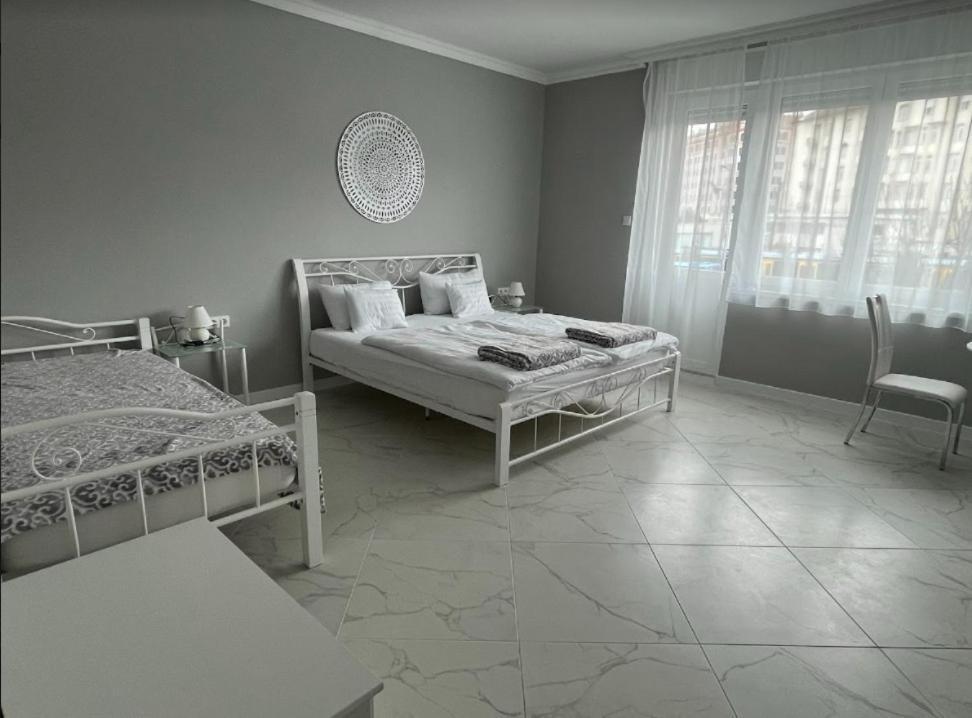 Camille Apartmanhouse Budapest Bagian luar foto