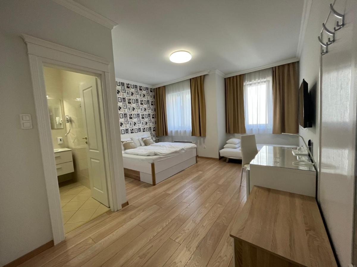 Camille Apartmanhouse Budapest Bagian luar foto