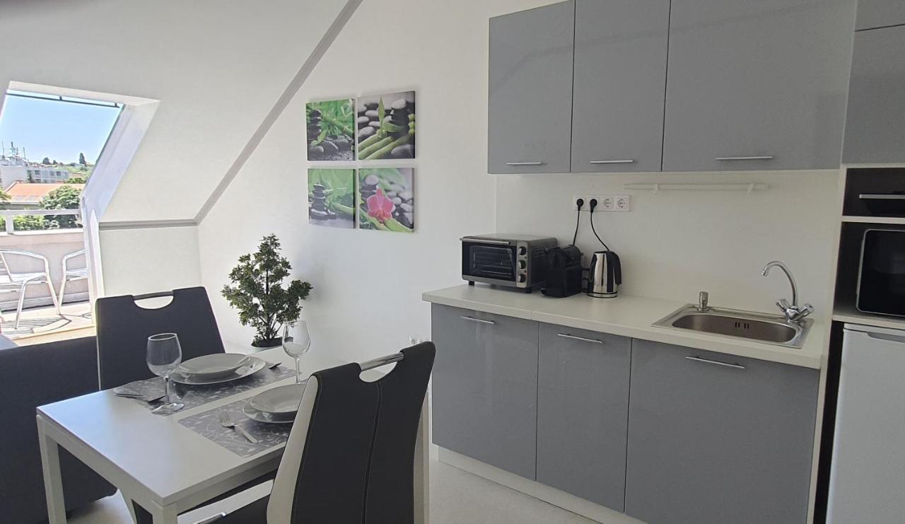 Camille Apartmanhouse Budapest Bagian luar foto