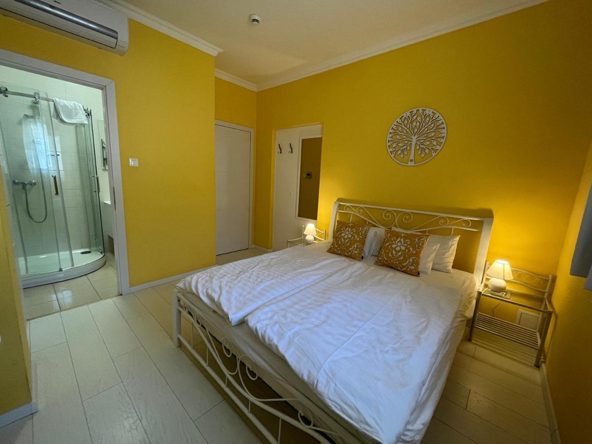 Camille Apartmanhouse Budapest Bagian luar foto
