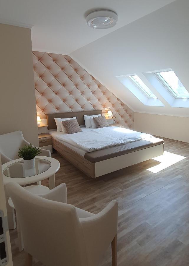 Camille Apartmanhouse Budapest Bagian luar foto