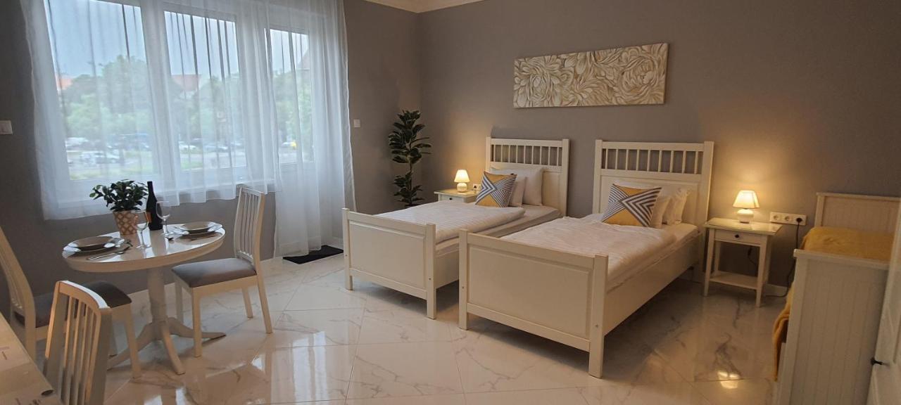 Camille Apartmanhouse Budapest Bagian luar foto