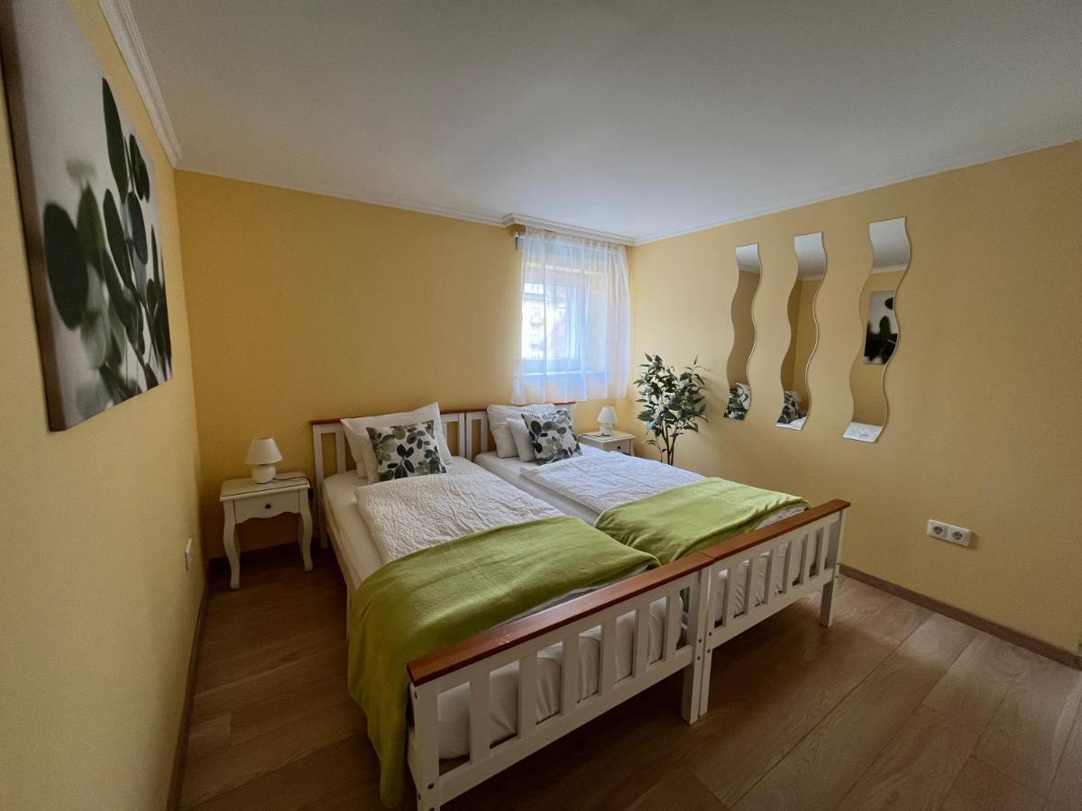 Camille Apartmanhouse Budapest Bagian luar foto